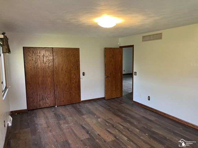 1303 W Erie Street, Bedford Twp, MI 48182