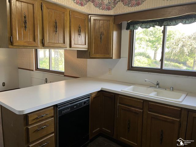 1303 W Erie Street, Bedford Twp, MI 48182