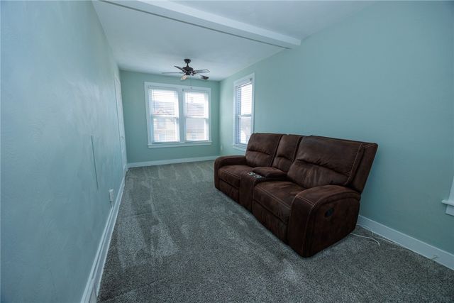 734 1st St, Verona, PA 15147