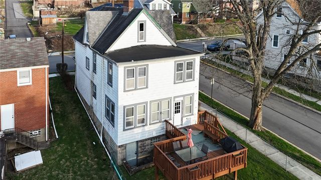 734 1st St, Verona, PA 15147