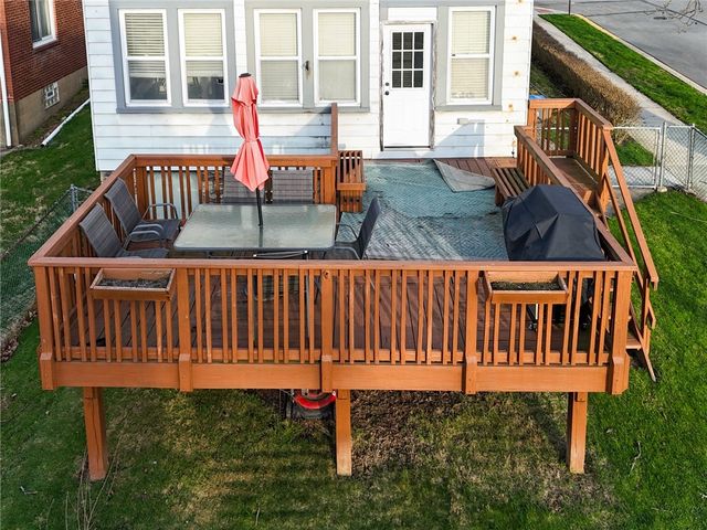 734 1st St, Verona, PA 15147
