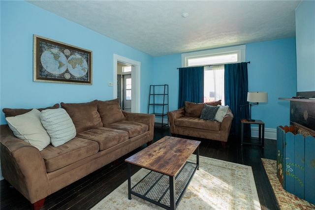 734 1st St, Verona, PA 15147