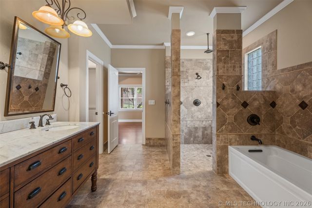 2508 Kingston Drive, Bartlesville, OK 74006