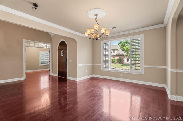2508 Kingston Drive, Bartlesville, OK 74006