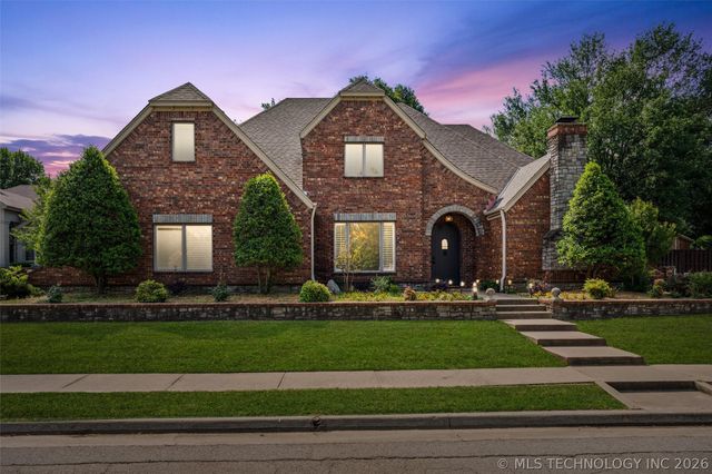 2508 Kingston Drive, Bartlesville, OK 74006