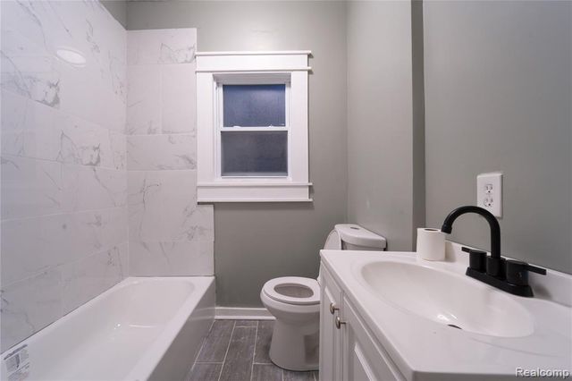 11405 Yosemite Street, Detroit, MI 48204