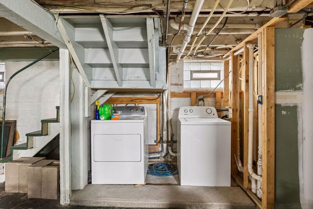 782 Rose Avenue E, Saint Paul, MN 55106