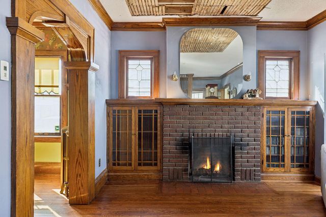 782 Rose Avenue E, Saint Paul, MN 55106