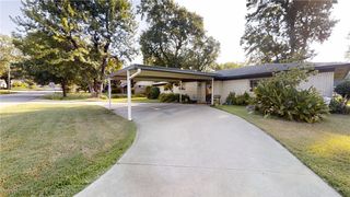 904 5th Terrace, Barling, AR 72923
