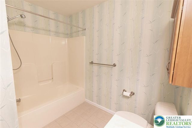 4024 Evergreen Road, Allentown City, PA 18104