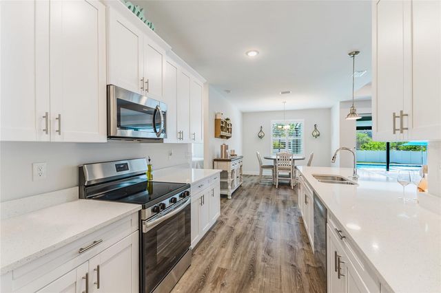 908 HIBISCUS AVENUE, Lehigh Acres, FL 33972