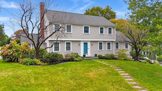 5 Juniper Lane, Medfield, MA 02052