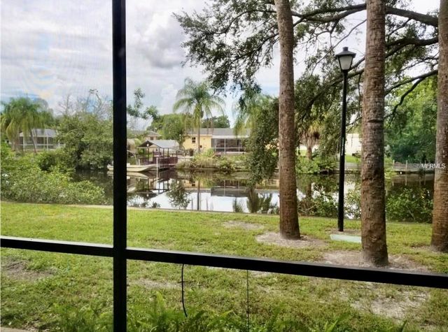 9119 TUDOR DRIVE E105, Tampa, FL 33615