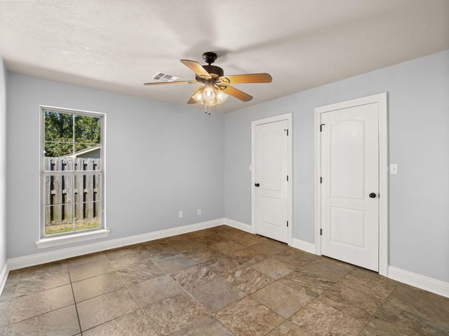 423 Logan St, Deridder, LA 70634