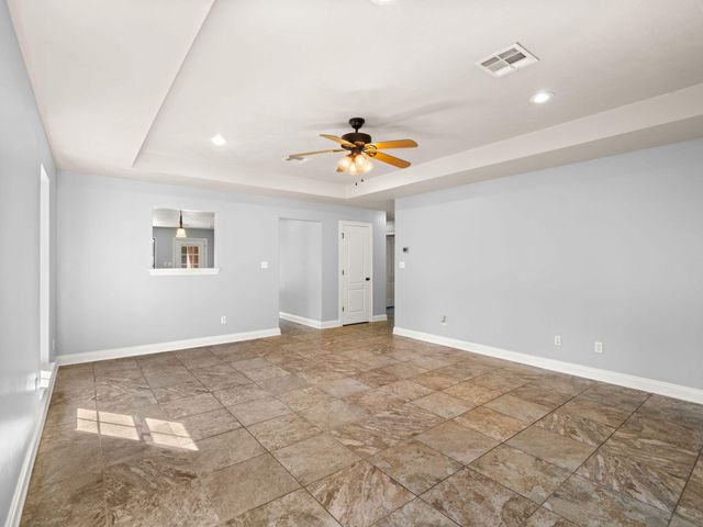 423 Logan St, Deridder, LA 70634