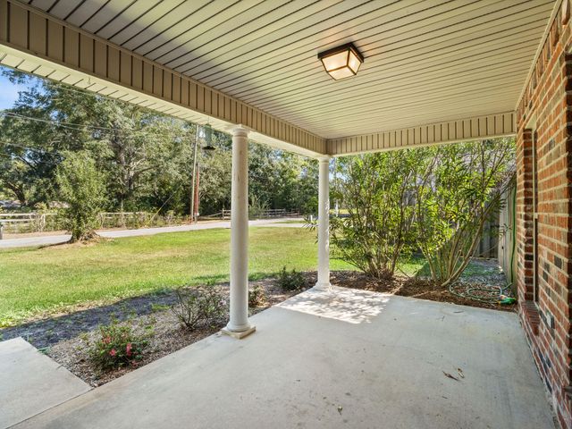 423 Logan St, Deridder, LA 70634