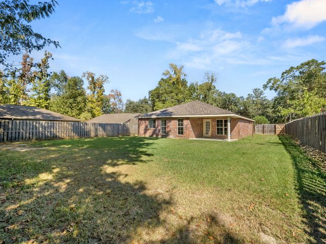 423 Logan St, Deridder, LA 70634