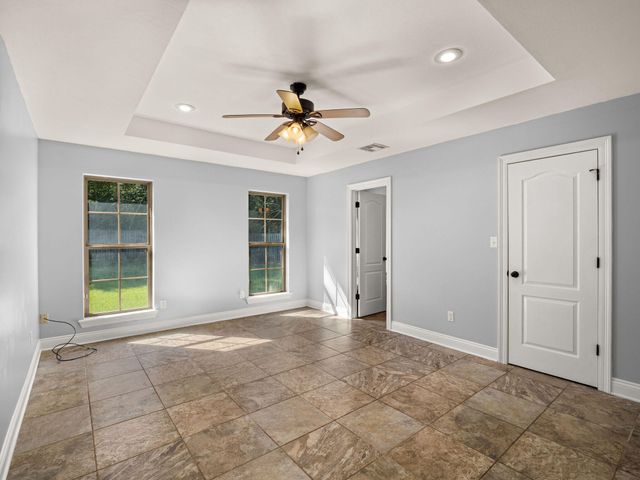 423 Logan St, Deridder, LA 70634