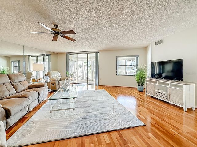 6600 SUNSET WAY 208, St Pete Beach, FL 33706