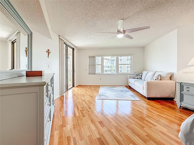 6600 SUNSET WAY 208, St Pete Beach, FL 33706