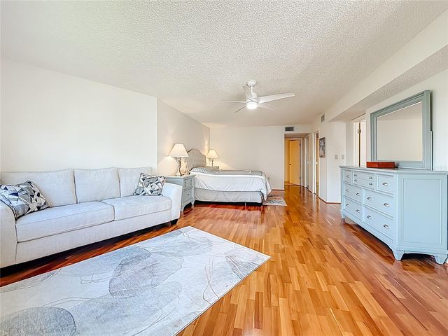 6600 SUNSET WAY 208, St Pete Beach, FL 33706