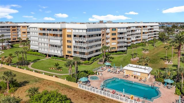 6600 SUNSET WAY 208, St Pete Beach, FL 33706