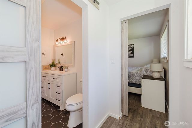 3018 NE Rozewood Drive NE, Bremerton, WA 98310