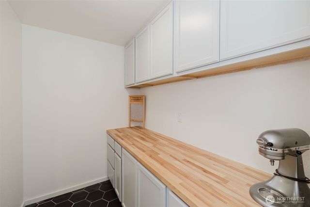 3018 NE Rozewood Drive NE, Bremerton, WA 98310