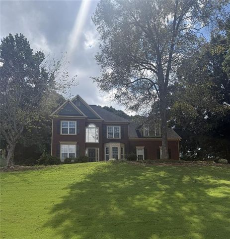 5059 Weatherstone Drive, Buford, GA 30519