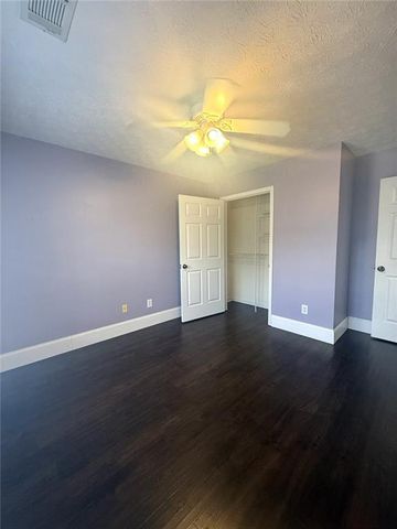5059 Weatherstone Drive, Buford, GA 30519