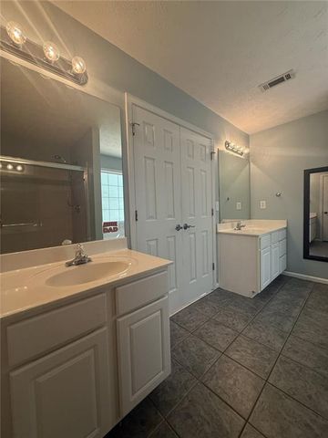 5059 Weatherstone Drive, Buford, GA 30519