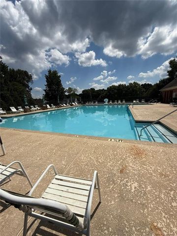 5059 Weatherstone Drive, Buford, GA 30519