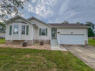 11240 Bell Station Rd, Oak Grove, KY 42262