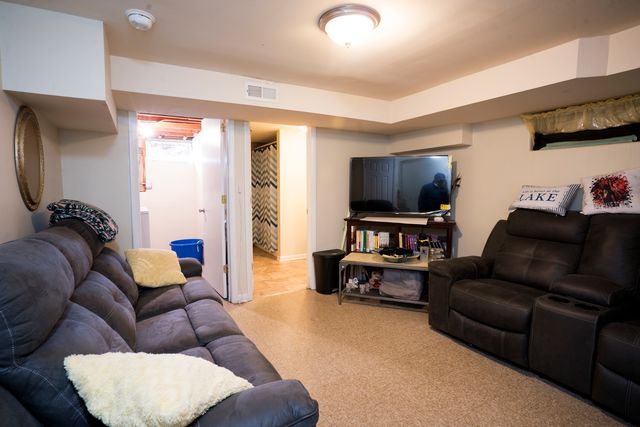 3009 Longfellow Avenue, Hazel Crest, IL 60429