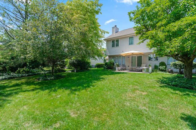 856 Fieldcrest Drive, Bolingbrook, IL 60490