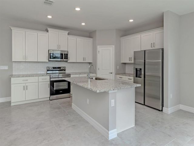 1047 COMFORT LANE, North Port, FL 34288