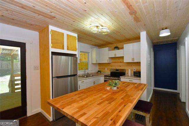 2030 Sanders Drive, Austell, GA 30168