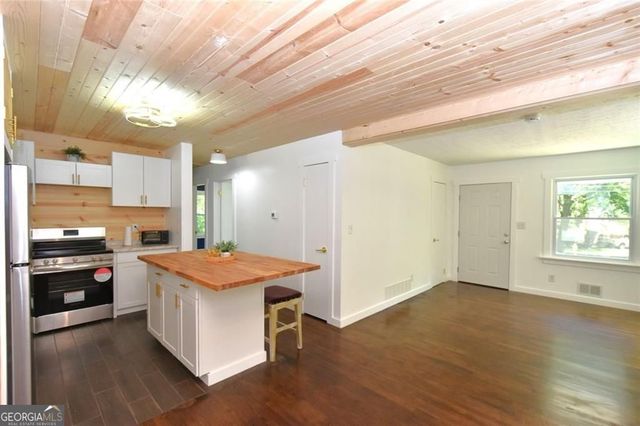 2030 Sanders Drive, Austell, GA 30168