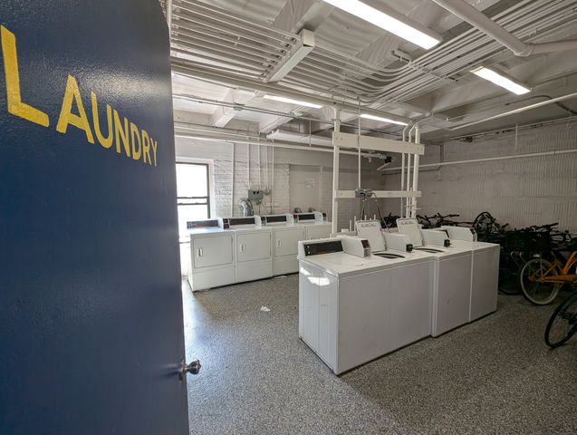 5417 N Kenmore Avenue 204, Chicago, IL 60640