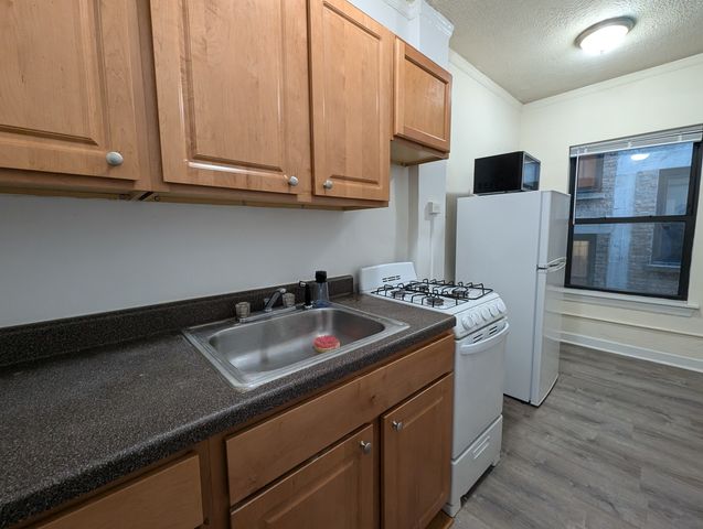 5417 N Kenmore Avenue 204, Chicago, IL 60640