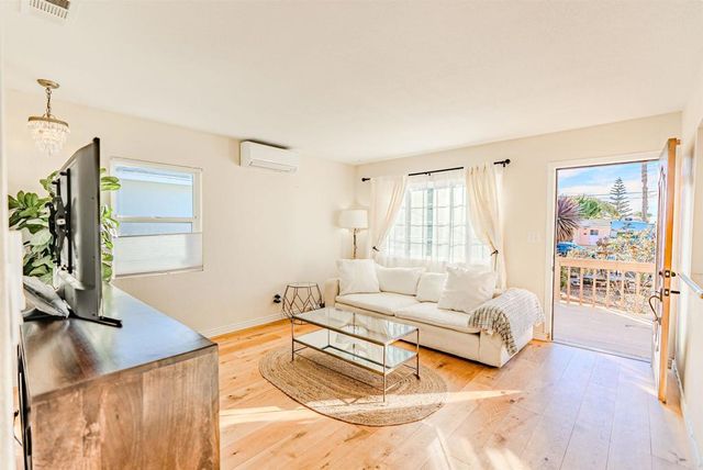 425 8th St, Imperial Beach, CA 91932
