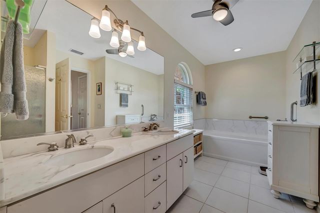 6183 MISTY OAKS DRIVE, Sarasota, FL 34243