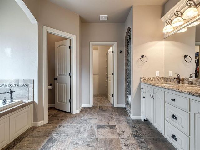 724 Northern Dancer Drive, Edmond, OK 73025