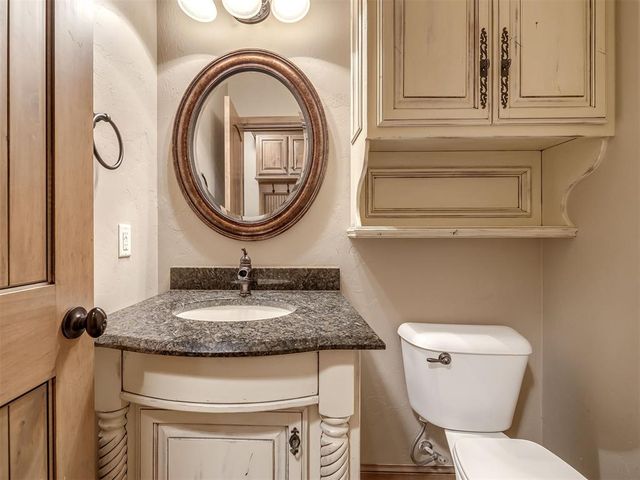 724 Northern Dancer Drive, Edmond, OK 73025