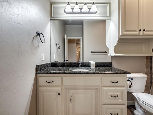 724 Northern Dancer Drive, Edmond, OK 73025