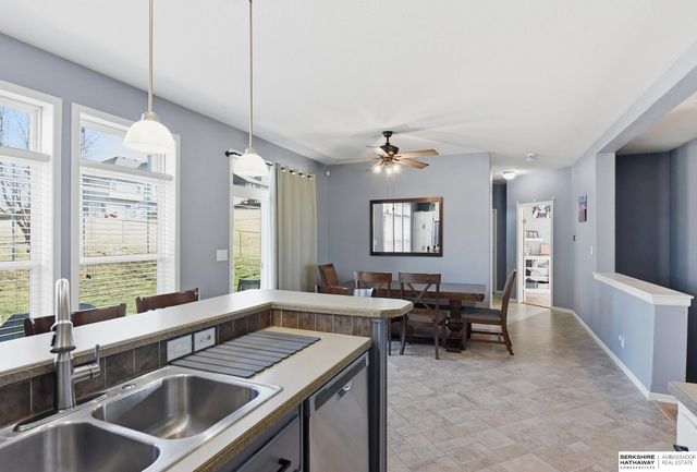 1802 Dunbar Drive, Plattsmouth, NE 68048