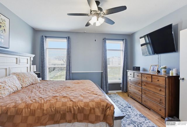 1802 Dunbar Drive, Plattsmouth, NE 68048