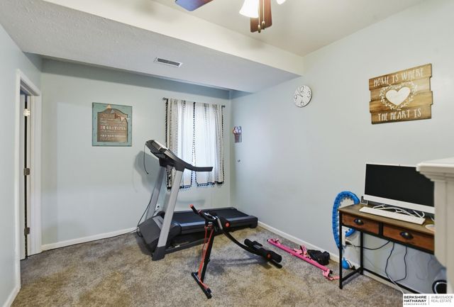 1802 Dunbar Drive, Plattsmouth, NE 68048