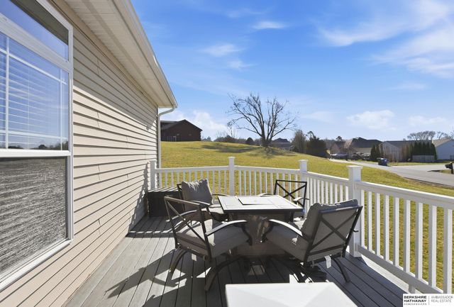 1802 Dunbar Drive, Plattsmouth, NE 68048