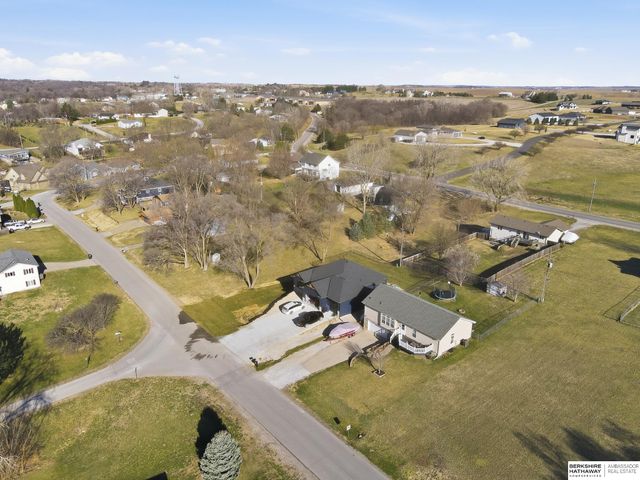1802 Dunbar Drive, Plattsmouth, NE 68048